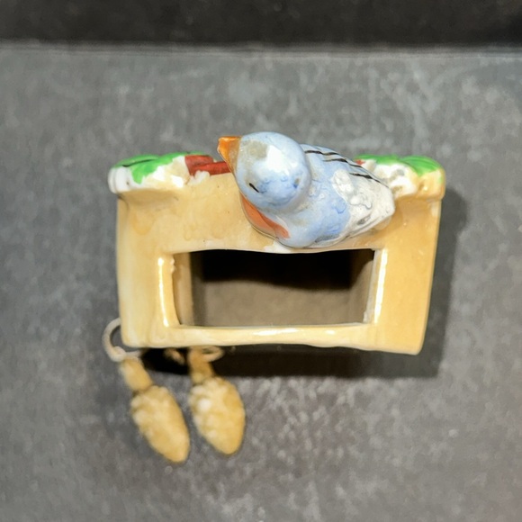 Blue Bird Cuckoo Clock Yellow Wall Pocket Japan Vintage Lusterware, 5" - Picture 5 of 6